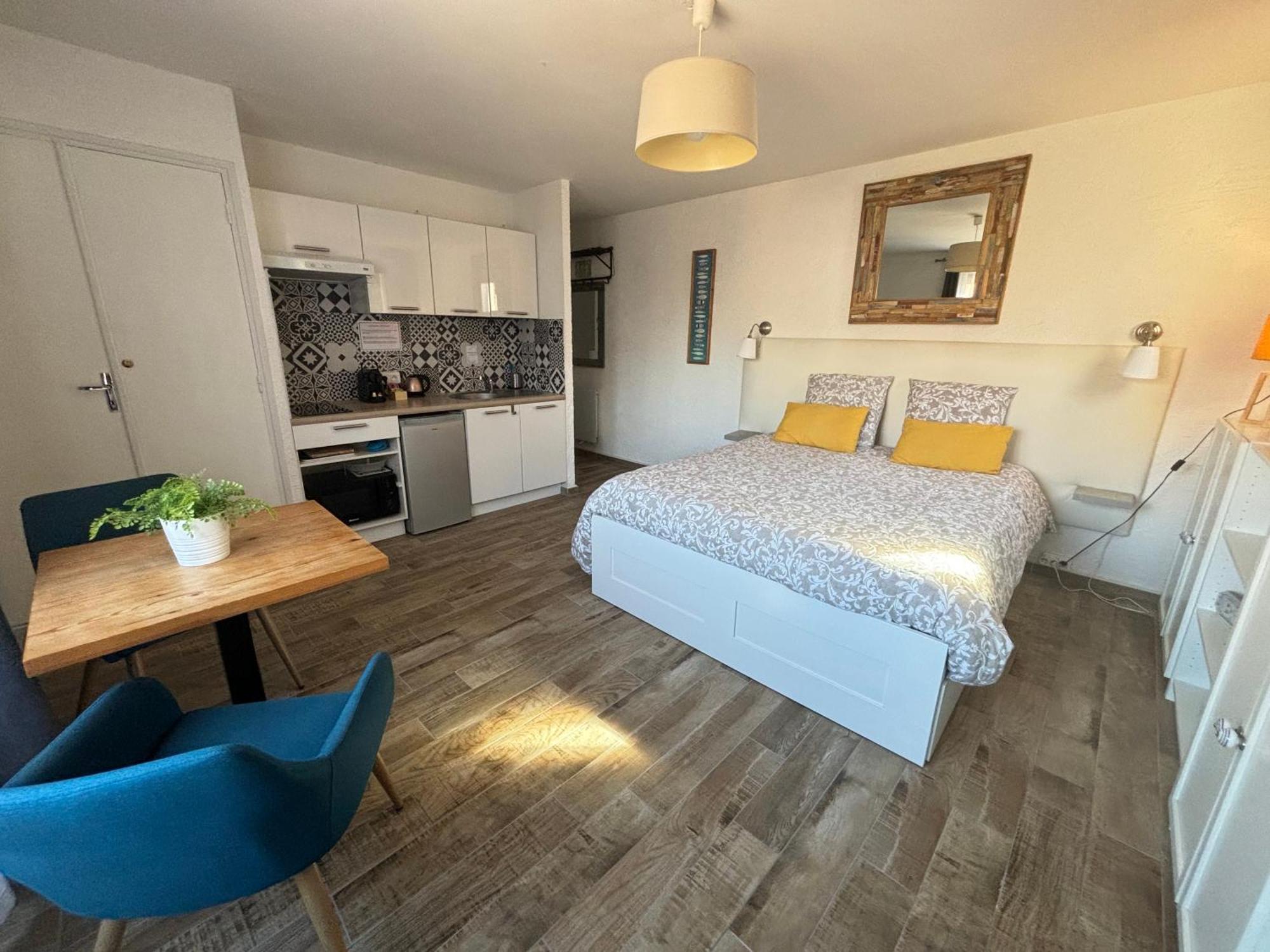 Studio Centre Plage Parking Gratuit Collioure Exteriör bild